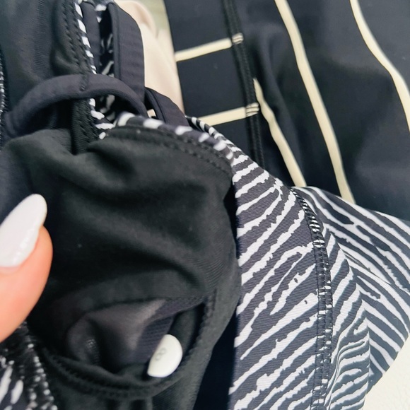 Lululemon bundle of two - Picture 3 of 7